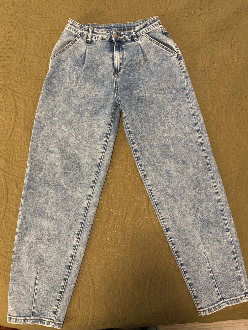 High-Waist Light Acid Wash Women’s Jeans